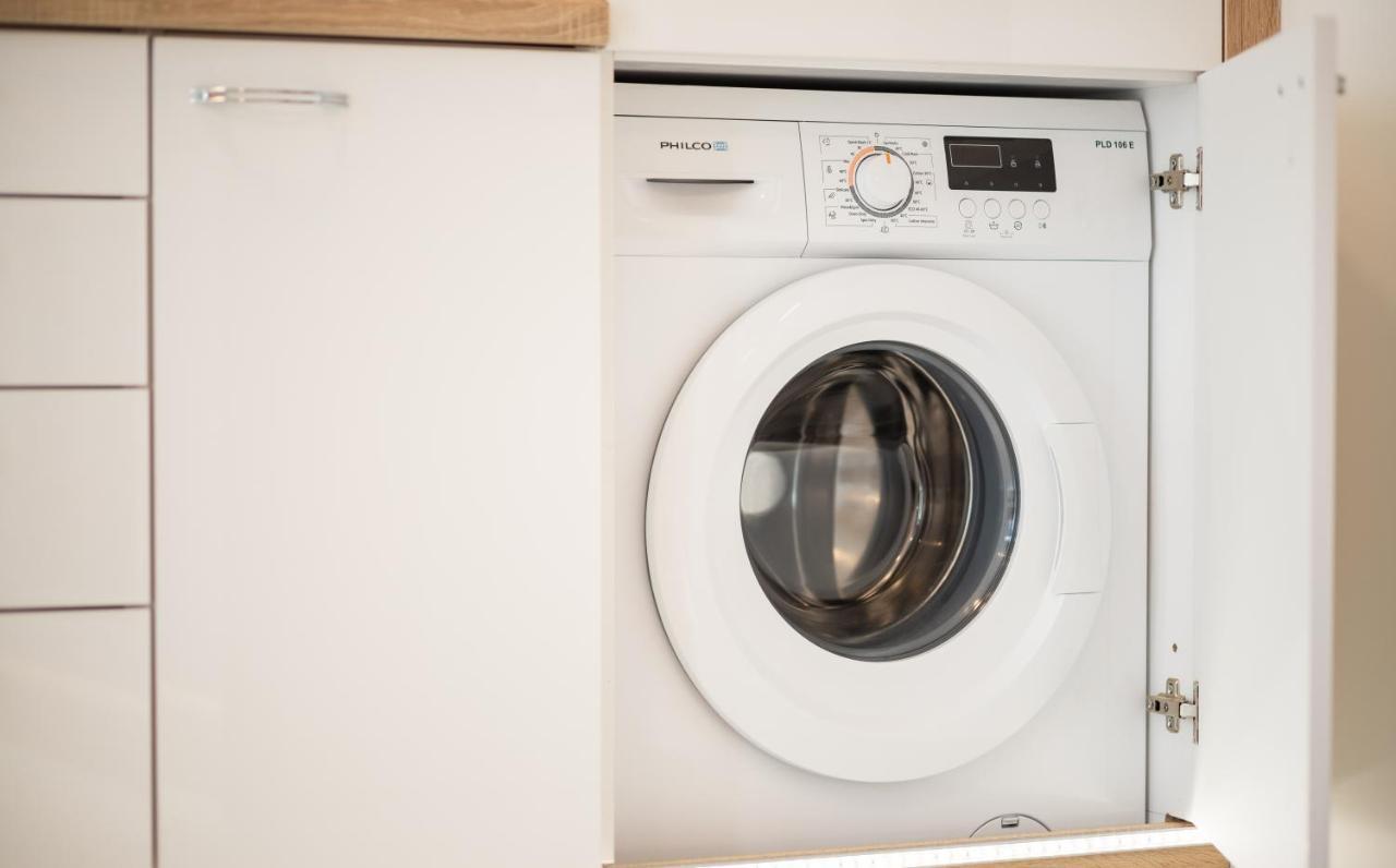 Jegmadar & Fekete Golya Apartmanok Mosonmagyaróvár Esterno foto