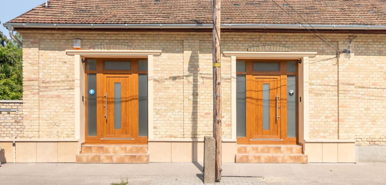 Jegmadar & Fekete Golya Apartmanok Mosonmagyaróvár Esterno foto